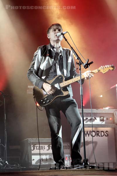 FRANZ FERDINAND - 2014-06-28 - PARIS - Hippodrome de Longchamp - Alex Kapranos